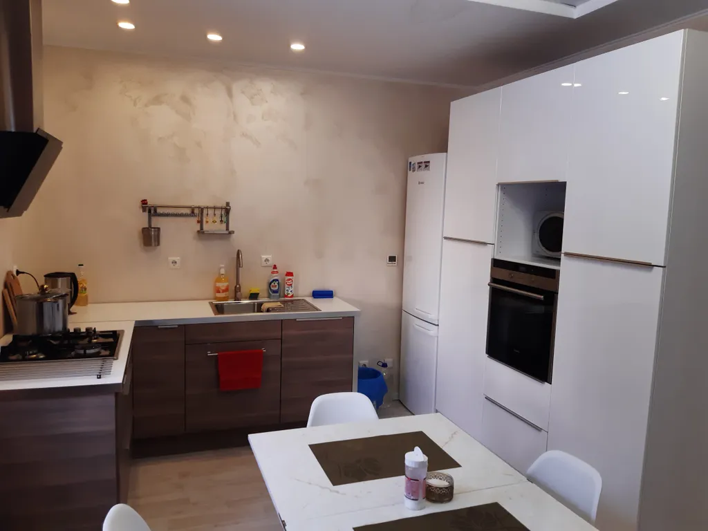 6-комнатный Дом