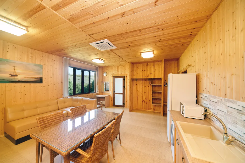 Коттедж Деревянный дом с личным бассейном в усадьбе Можжевеловый дворик — Айвовое