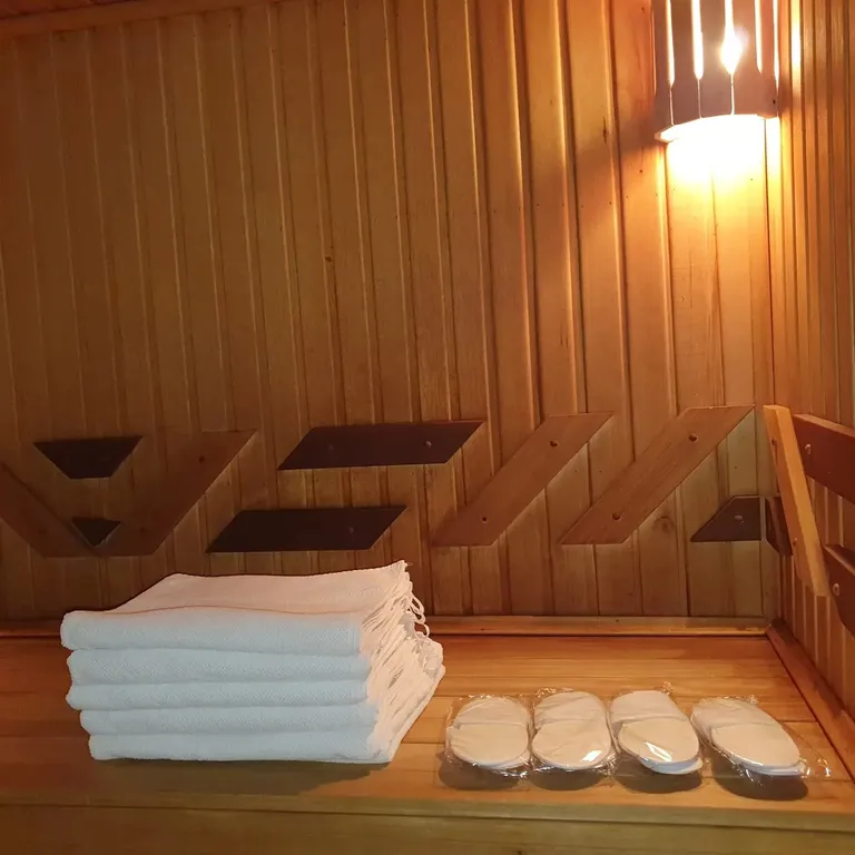 Просторный дом с банькой и видом на храм