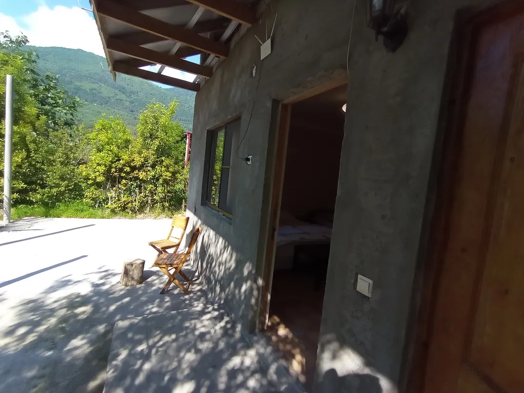 Коттедж в саду у Веры