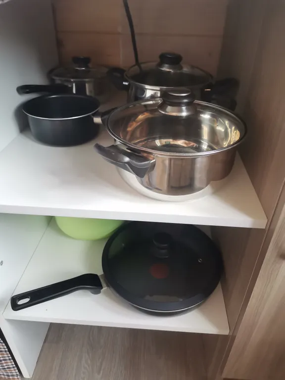 Дом с садом между лесом и рекой