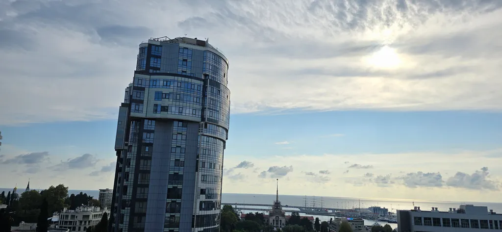 Квартира Квартира в самом центре с потрясающим видом на морской порт — Сочи