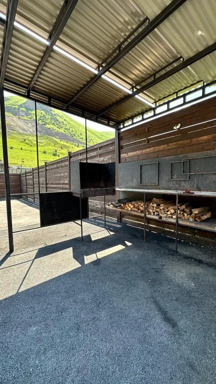 Дача из сруба в Барзикау рядом с Верхним Фиагдоном с бассейном