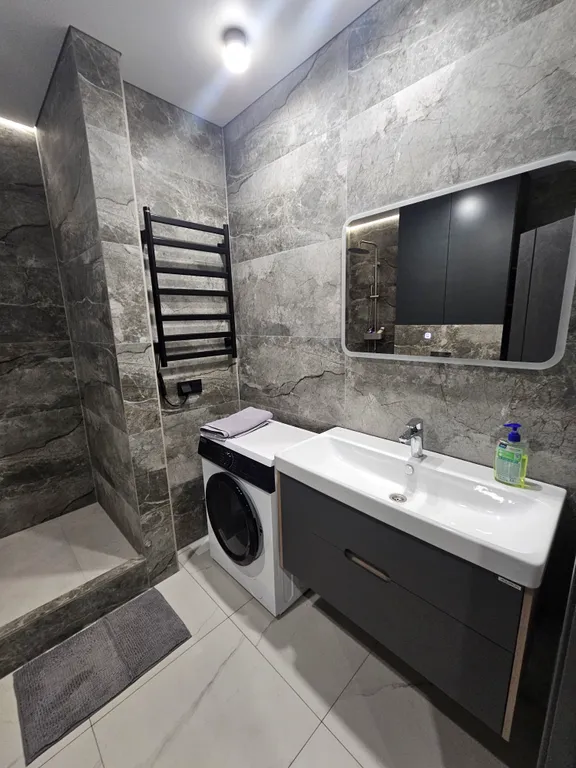 Видовая квартира на набережной реки Белой