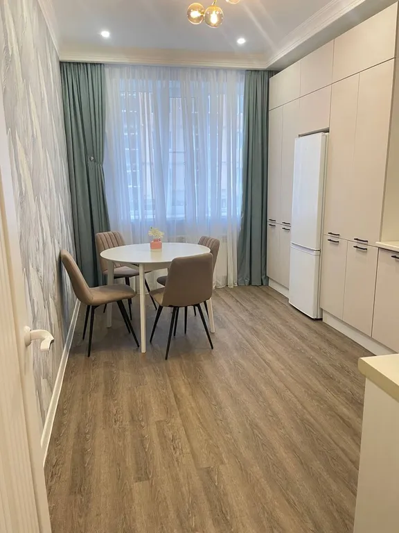 Уютная квартира рядом с зеленым островом!