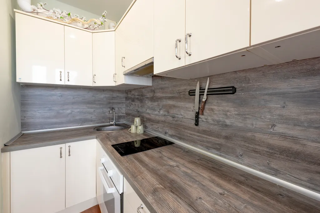 Просторная и уютная студия Санни Дейс