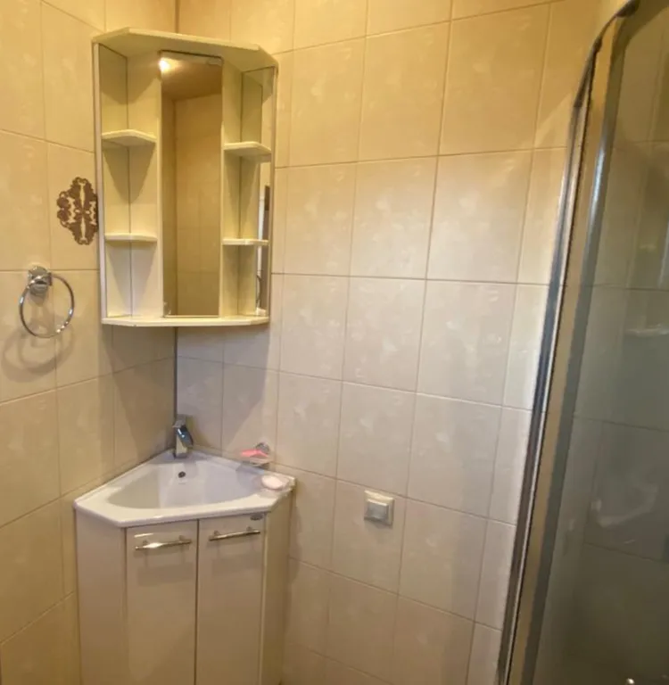 Уютный дом у леса