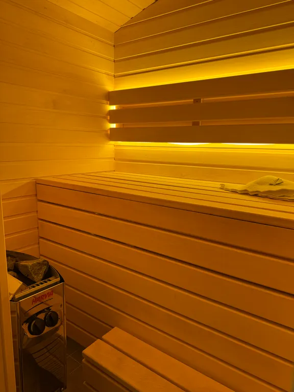 Дом с сауной  в Капитан Клаб