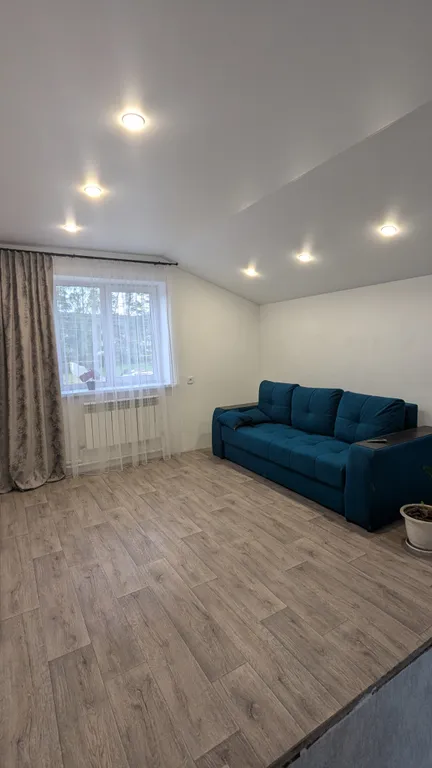 Новый коттедж возле соснового леса