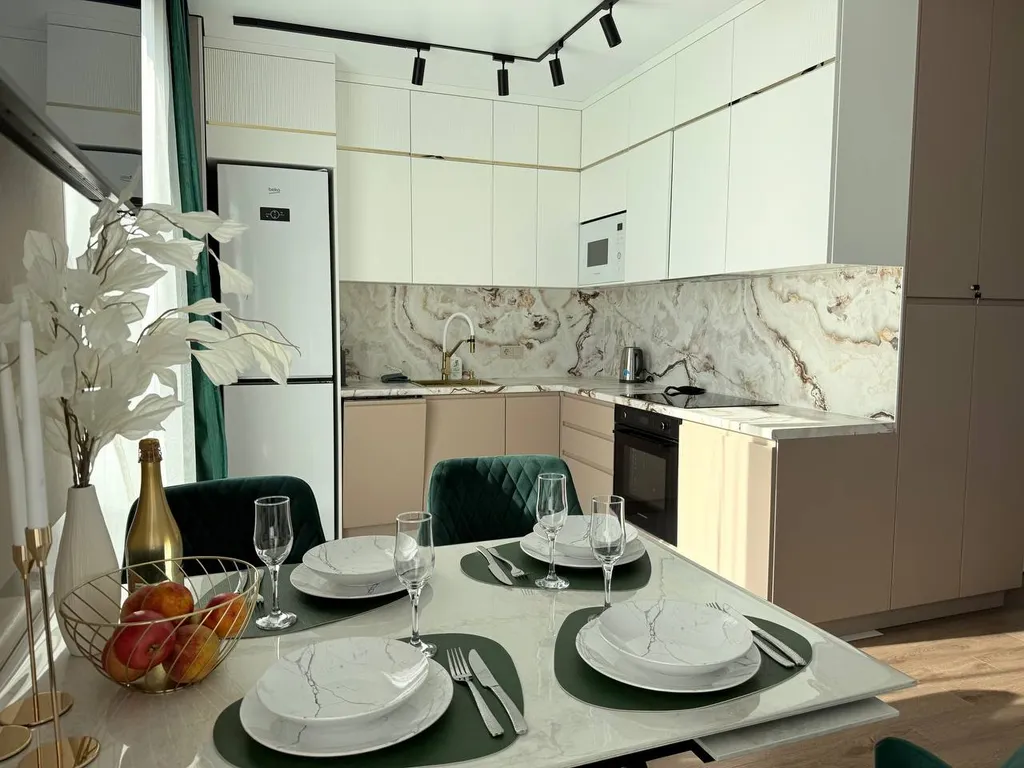 Квартира Двухкомнатная квартира с шикарным видом на море — Адлер