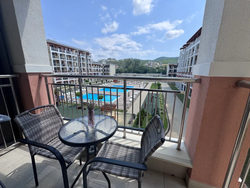 Квартира с видом на горы для