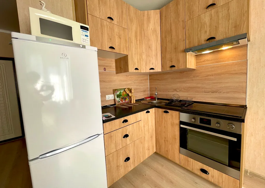 Квартира с кроватью и с диваном