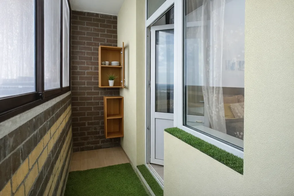 Студия с видом на город, рядом с городской эспланадой и ЖД вокзалом