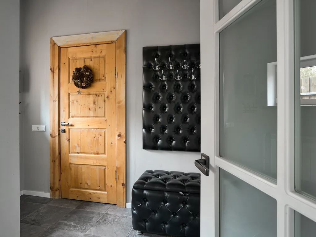 Коттедж с бассейном и баней