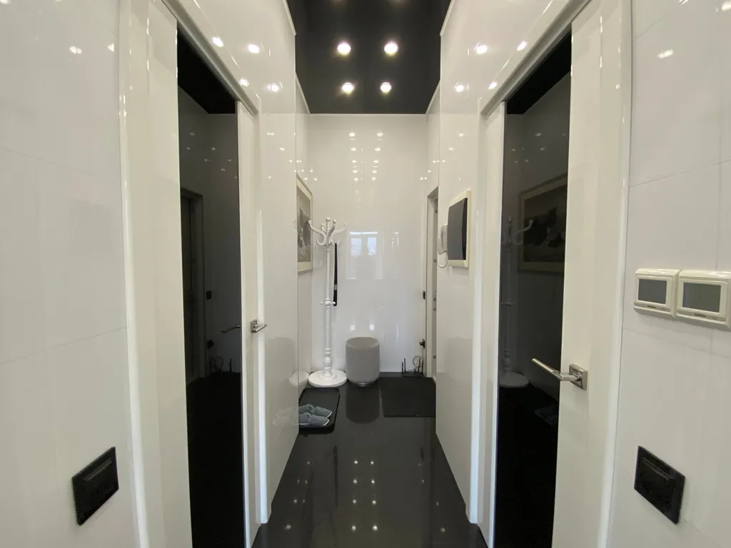 Дизайнерская квартира в центре с видом на храм