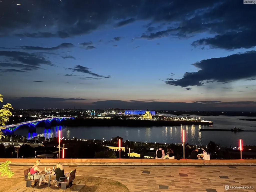 Апартаменты с видом на палату Пушникова в центре