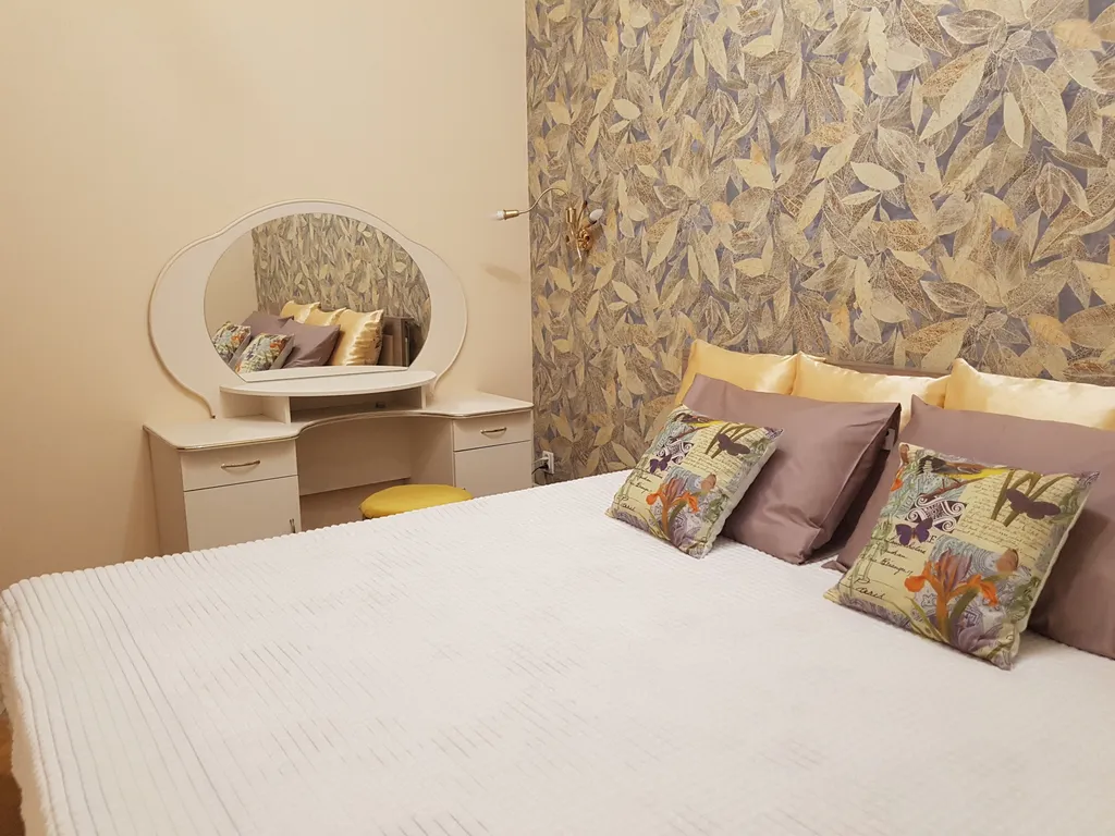 Уютный домик в зеленой зоне в центре