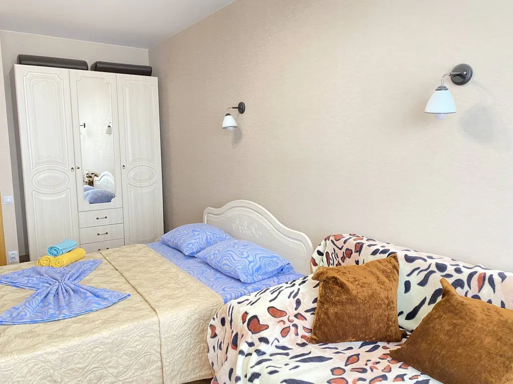 Уютная квартира с ортопедическим матрасом и панорамным балконом