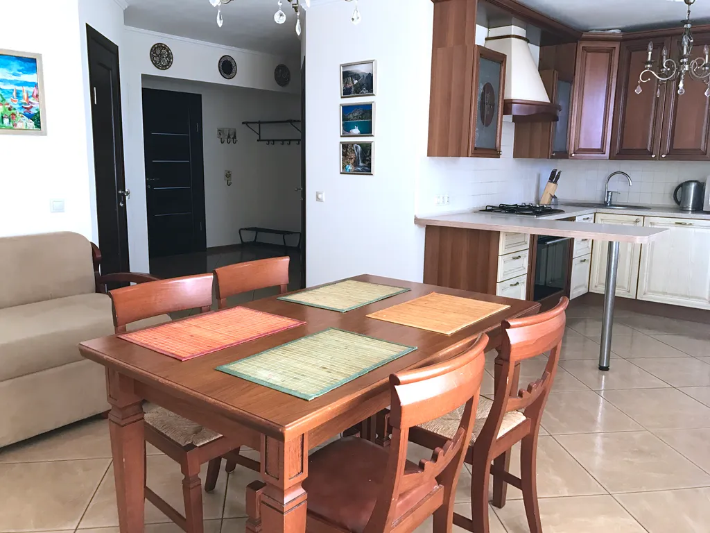 Квартира Апартамент бригантина делюкс, заозерное — аренда посуточно в Заозёрное