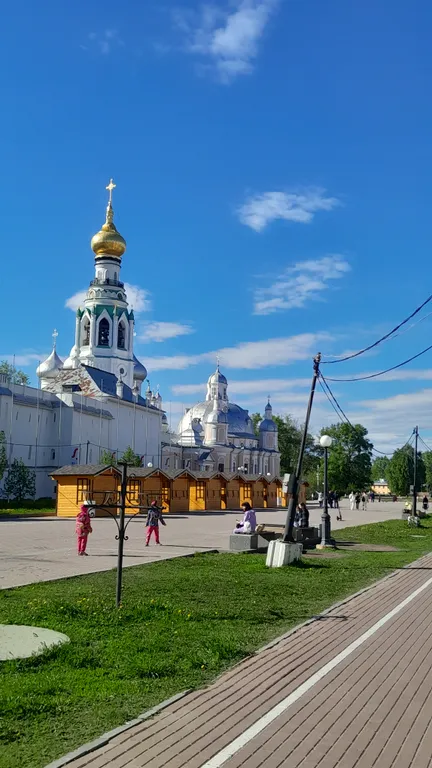 Уютная двухкомнатная квартира в самом центре Вологды