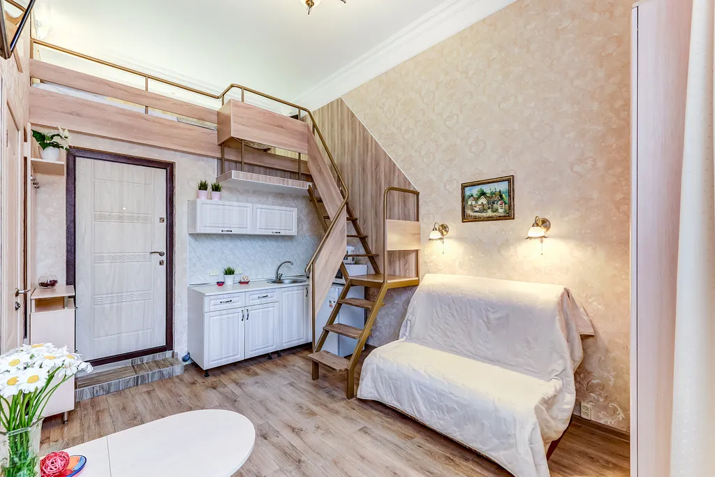 Квартира Квартира Двухуровневая студия в историческом элитном центре у Невского — Санкт-Петербург