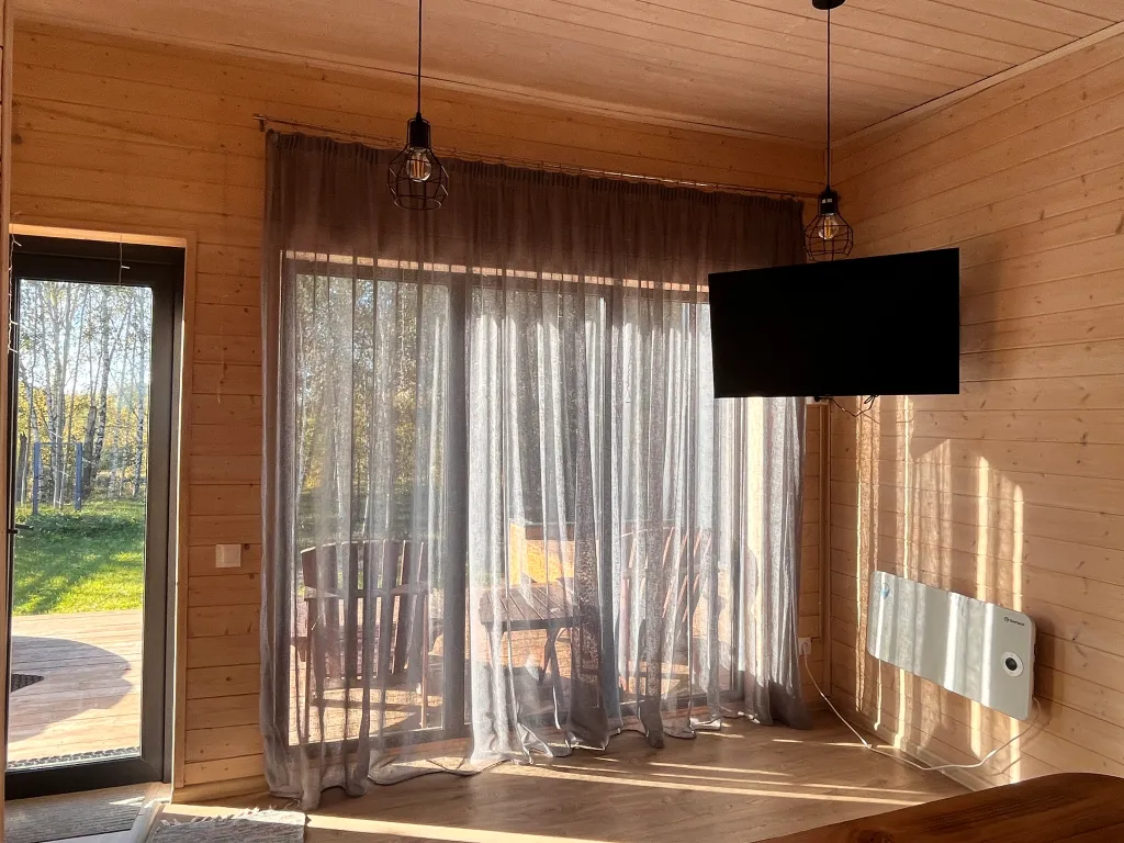 Дом у реки с баней