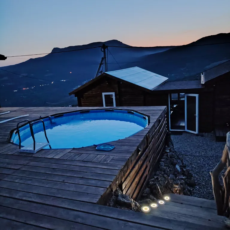 Домики в горах