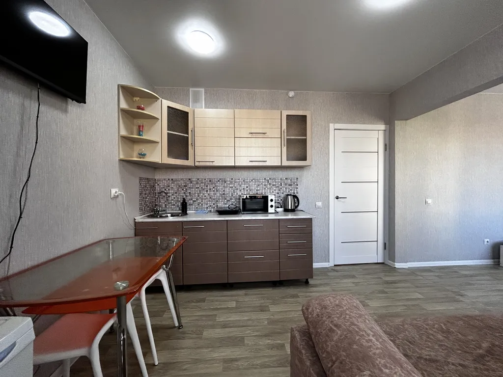 Квартира Современная студия рядом с аэропортом имени Покрышкина — Новосибирск