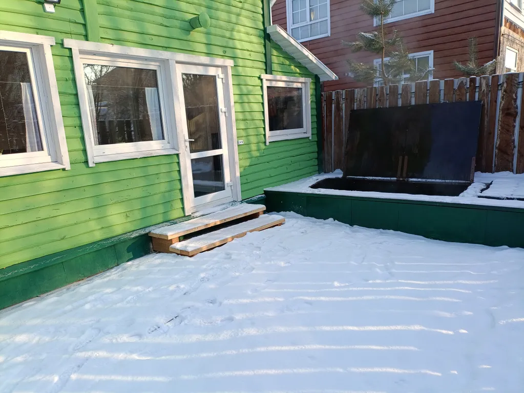 Медовый дом с баней и теплой купелью