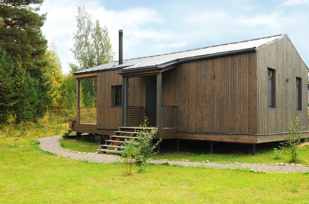 Уютный домик у леса с камином, панорамными окнами и купелью