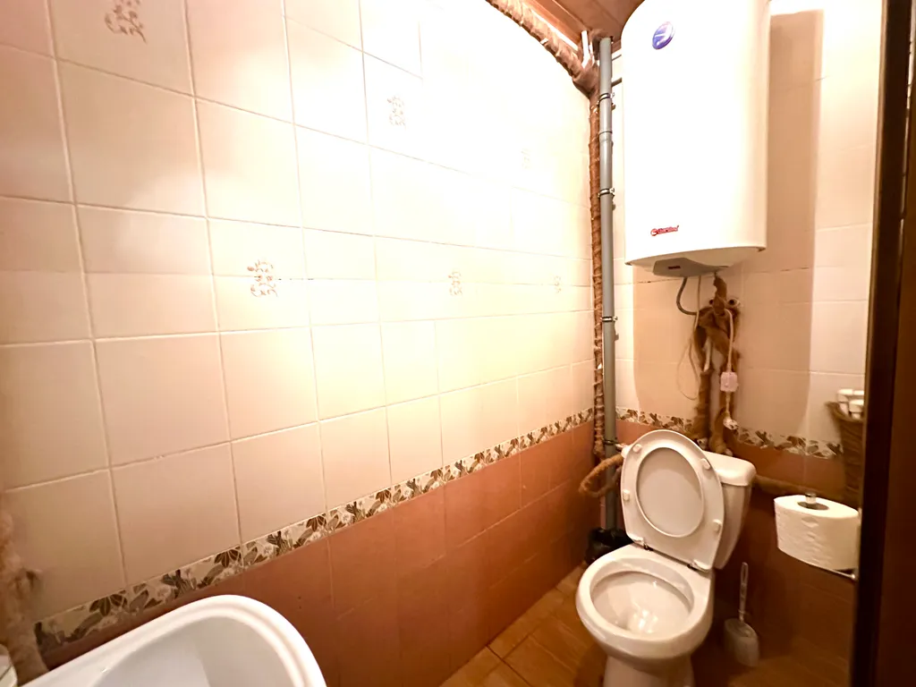 Сруб с баней на дровах