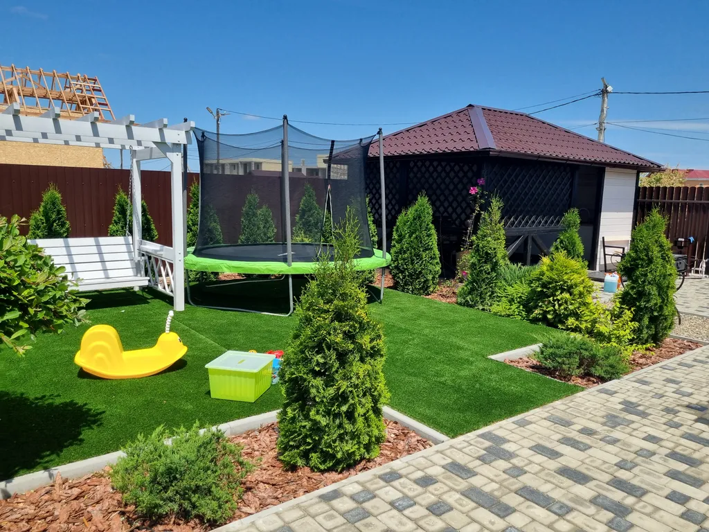 Коттедж Двухэтажный коттедж на первой линии Азовского моря — Кучугуры