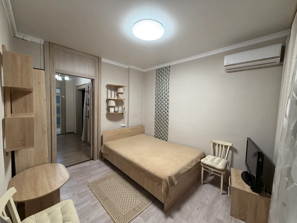 Коттедж Трёхкомнатный дом со своей территорией и автопарковкой, рядом море — Геленджик