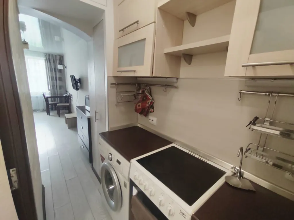 Студия рядом авторынок Зелёный угол