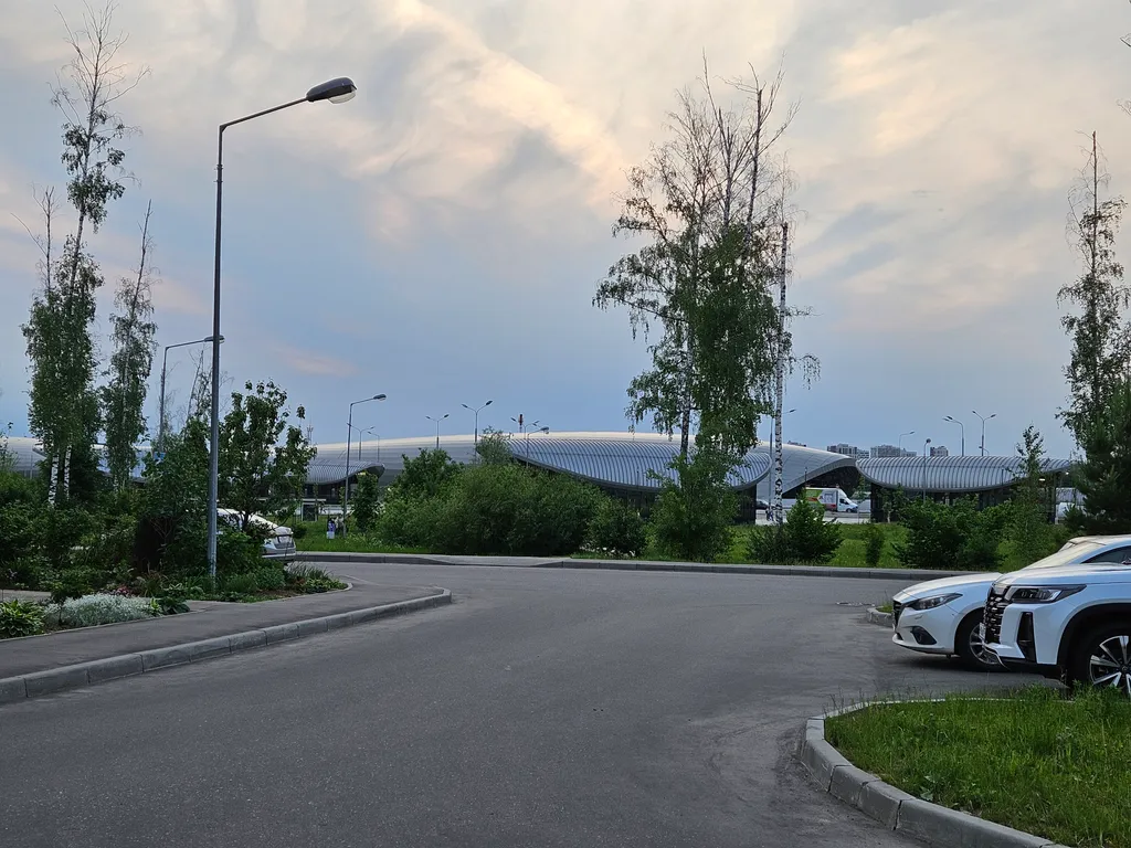 Уютная квартира у метро, 5 минут