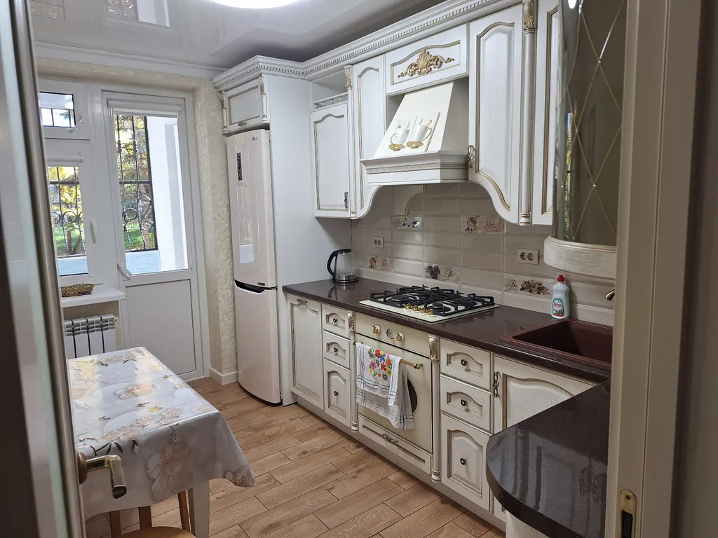 Уютная квартира в парковой зоне центра города — аренда посуточно в Нальчик