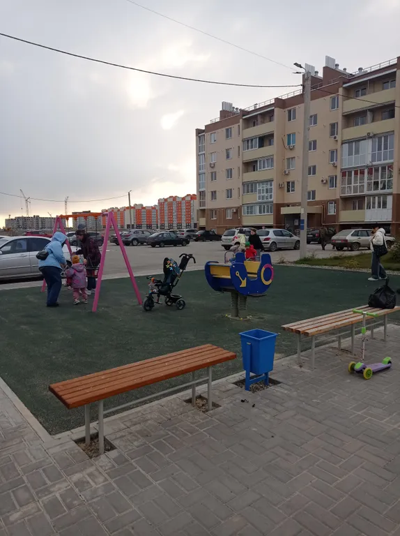 Новостройка рядом с Аквапарком. До Мамаева Кургана 30 мин. на авто.