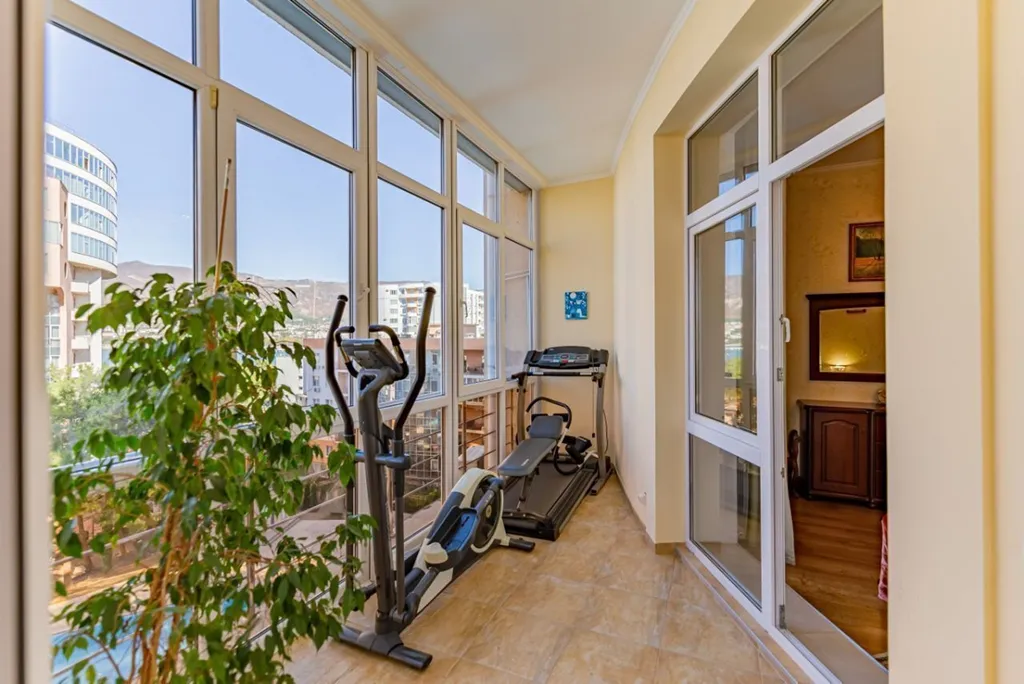 3х-комнатная квартира с видом на море