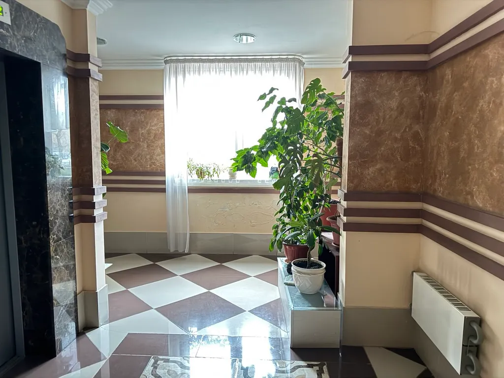 Рядом с аэропортом и жд вокзалом! Успейте забронировать!