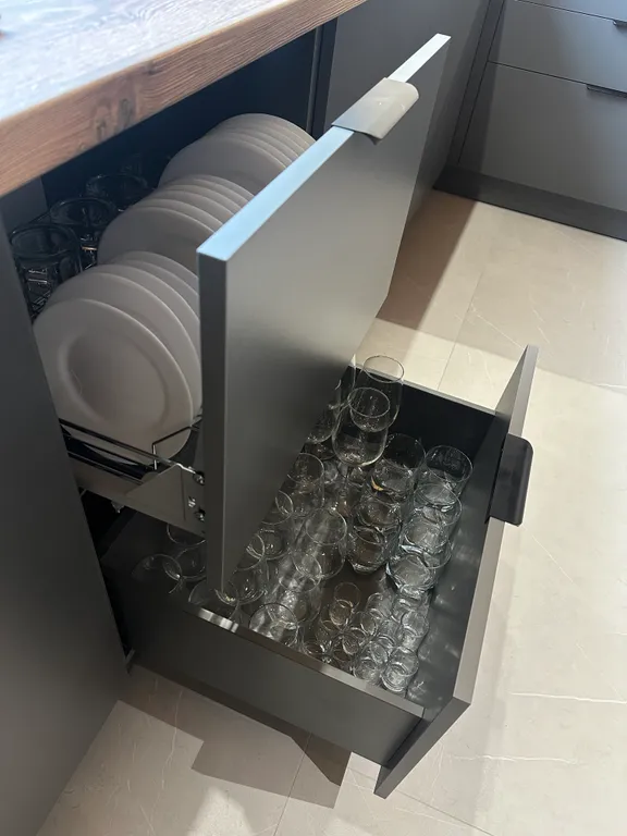 Дом в лесу с баней и бассейном