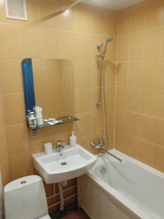 Уютная квартира в спальном районе всего в 10 минутах до ЖД вокзала