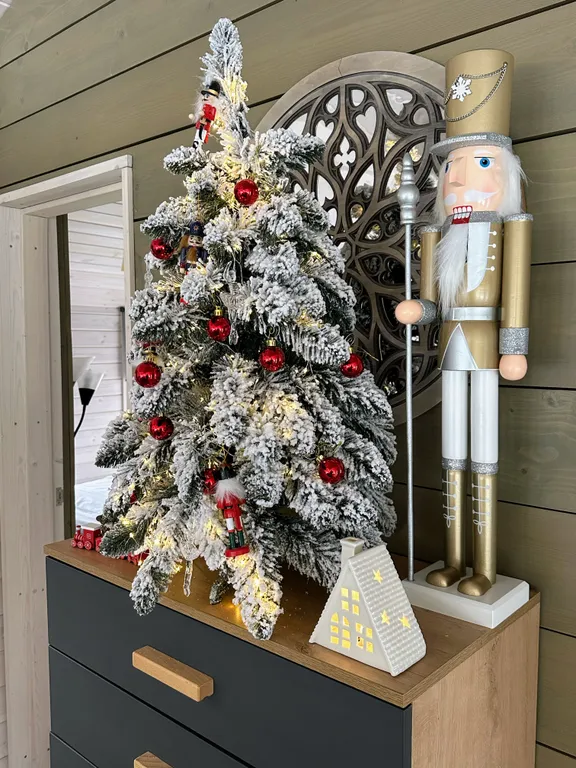 Дубльдом с видом на лес и городским комфортом в Капитан клаб