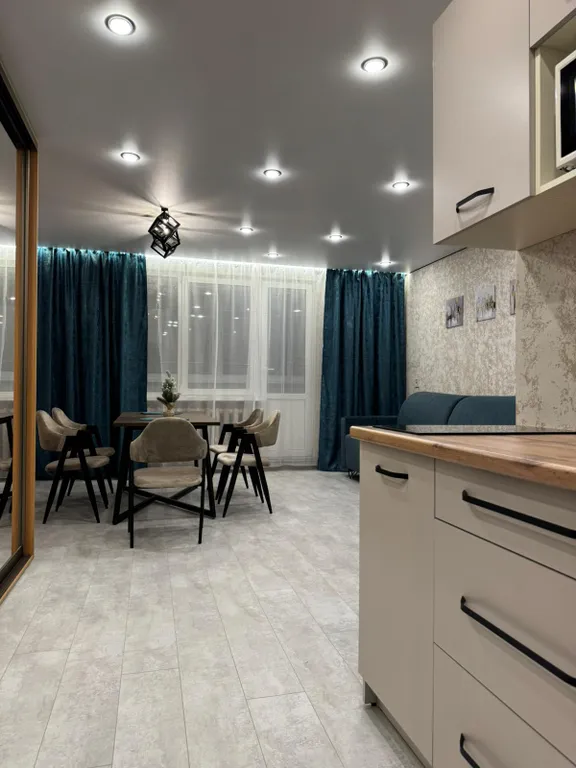 Стильная Евротрёшка рядом с центром