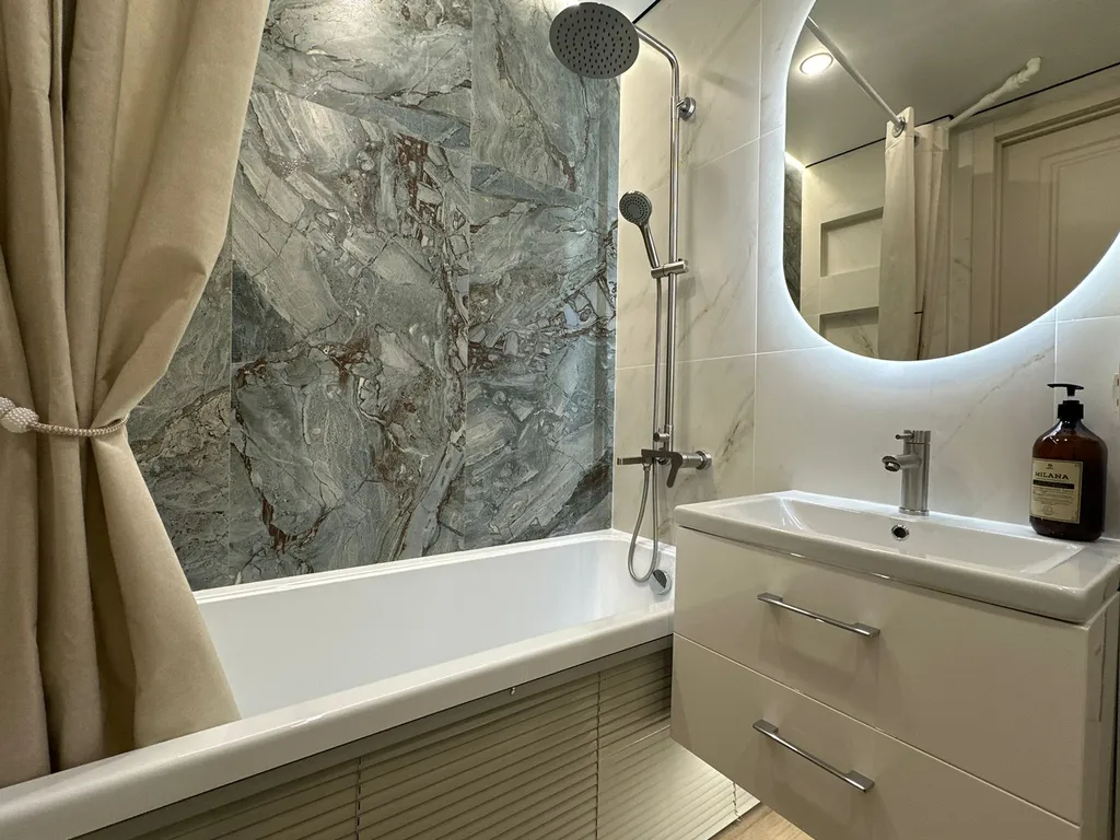 Панорамная роскошь в центре города: новые апартаменты с видом на жизнь