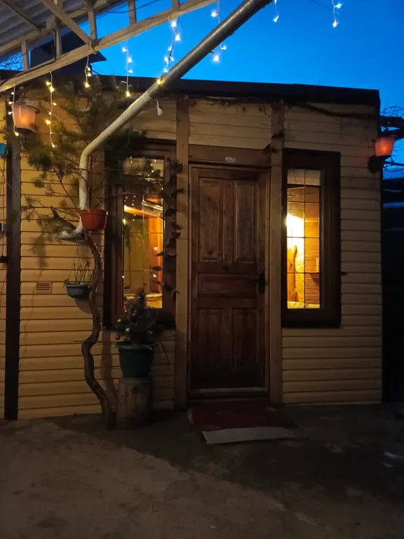 Уютный дизайнерский домик для отдыха