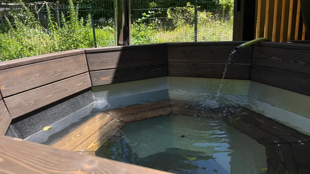 Коттедж на берегу речки