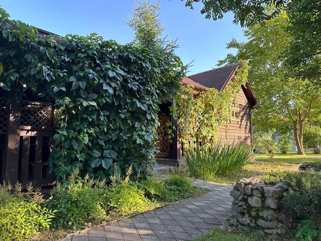 Коттедж Уютный дом в сердце ленинградского леса с баней на дровах — Приозерск