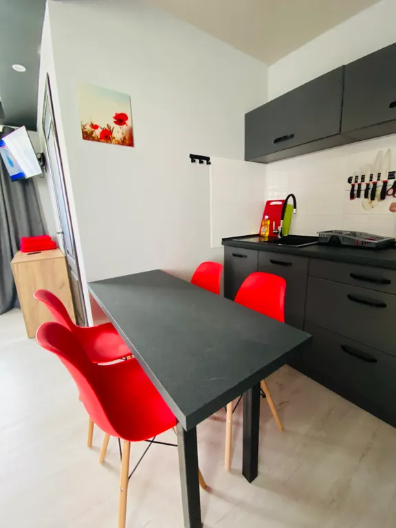 Квартира-студия на побережье