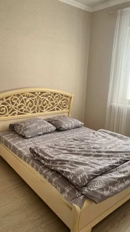 Уютный дом на берегу реки