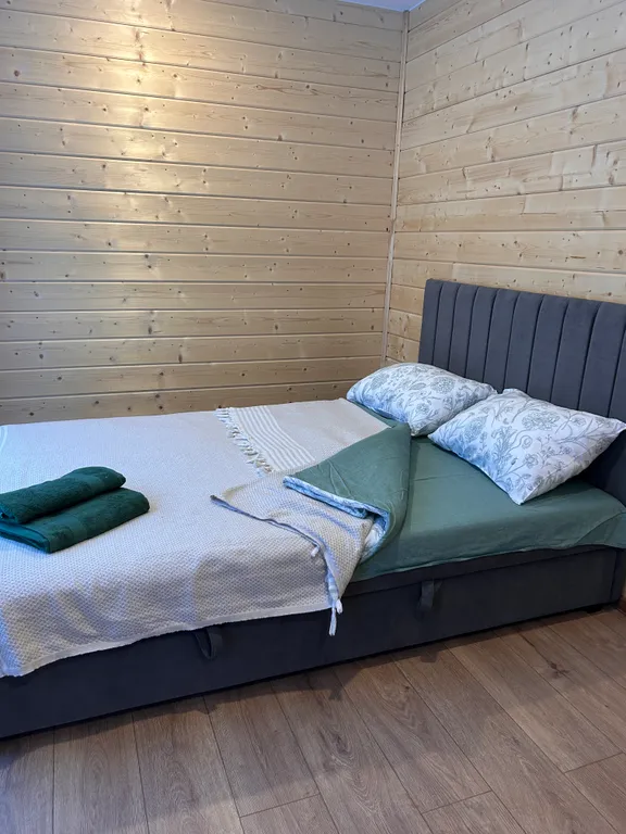 Баня на дровах с гостевым домиком